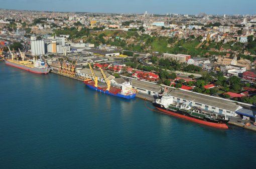 Nordeste ganha força em cargas estratégicas nos portos públicos