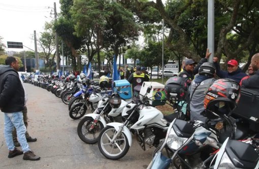 Governo cria grupo para debater direitos de entregadores por app