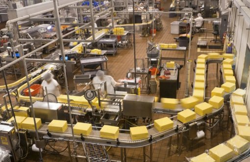 CNI: Atividade industrial recua em novembro, caindo 7,1 pontos