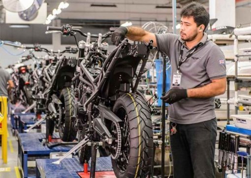 Produção de motos cresce 1,7% e tem melhor 1º bimestre em 15 anos