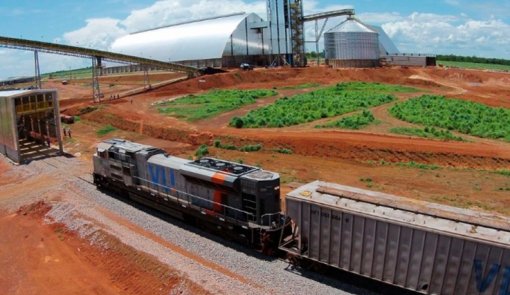 Ferrovias batem recorde no transporte de grãos em 2025