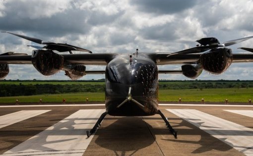 Eve atinge marca de 50 voos de teste com protótipo de eVTOL
