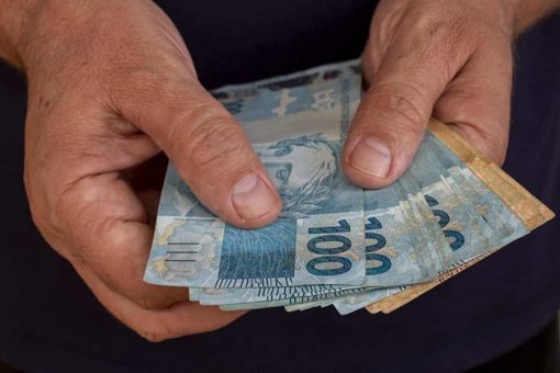 INSS paga primeira parcela do 13º de aposentados e pensionista