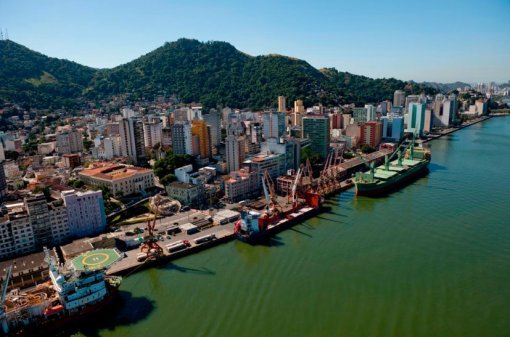 Vports movimenta no trimestre 1,8 mi de toneladas no ES