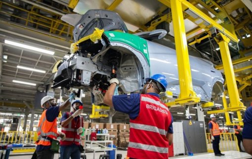 BYD oferece mais de 1,6 mil vagas de emprego em fábrica na Bahia