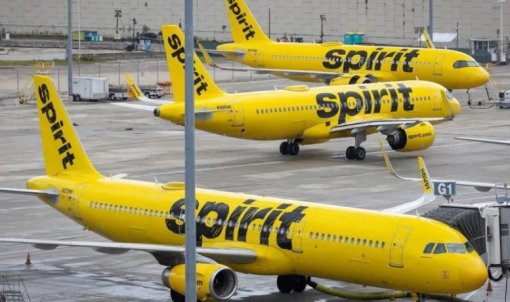 Spirit Airlines suspende todos os voos e encerra atividades