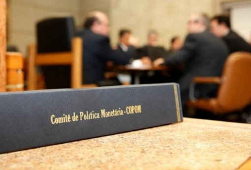 Ata do Copom destaca cautela com guerra no Oriente Médio