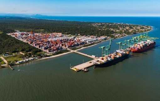 Porto Itapoá lidera operações por cabotagem no Sul do Brasil