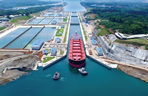Canal do Panamá avalia restrições para evitar nova crise hídrica
