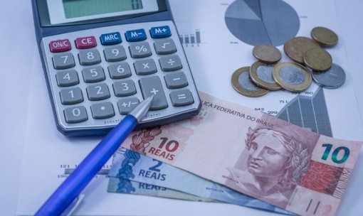 Déficit do setor público em maio foi de R$ 56 bi, informa BC