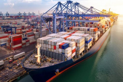 Balança comercial tem superávit de US$ 9,8 bilhões em junho