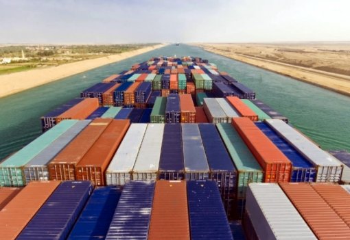 Maersk e Hapag-Lloyd retornam ao Mar Vermelho e Canal de Suez