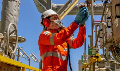 Imposto de 12% sobre exportação de petróleo é mantido por 60 dias