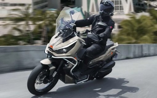 Nova scooter aventureira estreia no Brasil
