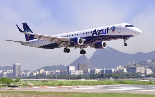 Azul transporta quase 15 milhões de passageiros no 1S26