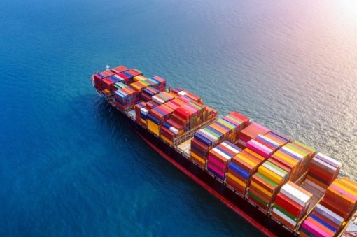 Superávit dos EUA com Brasil cresce em junho