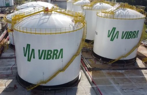 Vibra reduz R$ 900 mi em estoques com uso de IA na logística