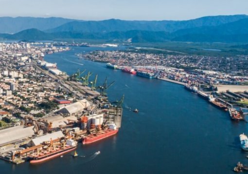 Porto de Santos movimenta 92,8 milhões de toneladas no 1S26