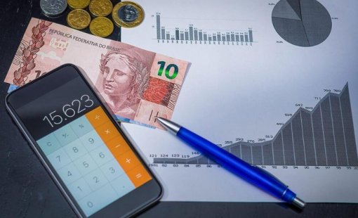 Focus: mercado eleva projeção para inflação e dólar em 2027