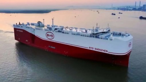 BYD faz pedido de mais 10 navios de transporte de veículos