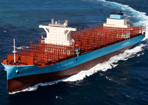 Maersk recebe um navio de 8.928 TEUs movido a metanol duplo