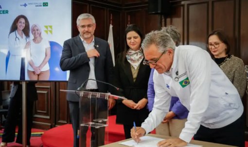 Governo inicia oferta de novos medicamentos oncológicos no SUS